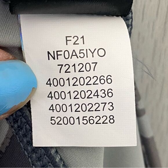 The North Face | One The Mountain Animal Print Leggings Size Medium - Picture 10 of 10